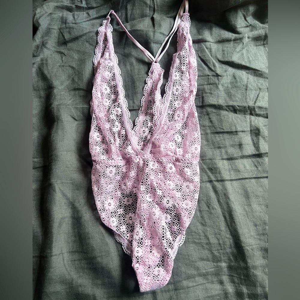 NWT Victoria’s Secret Lace Bodysuit
